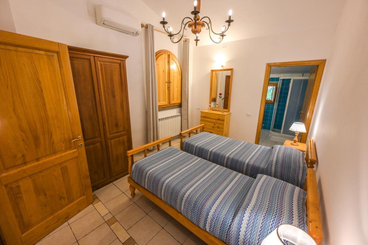 Agriturismo Poggio Al Pino Montelupo Fiorentino Eksteriør bilde