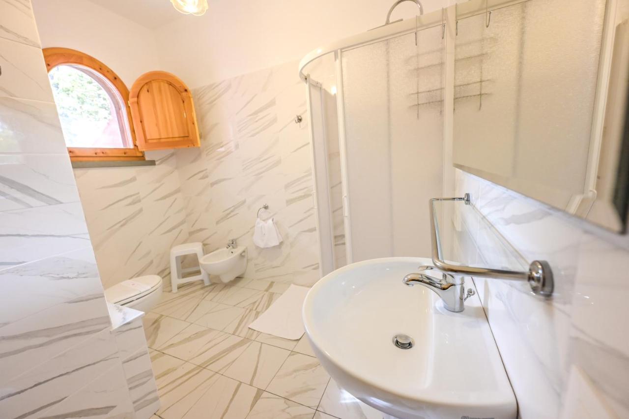 Agriturismo Poggio Al Pino Montelupo Fiorentino Eksteriør bilde