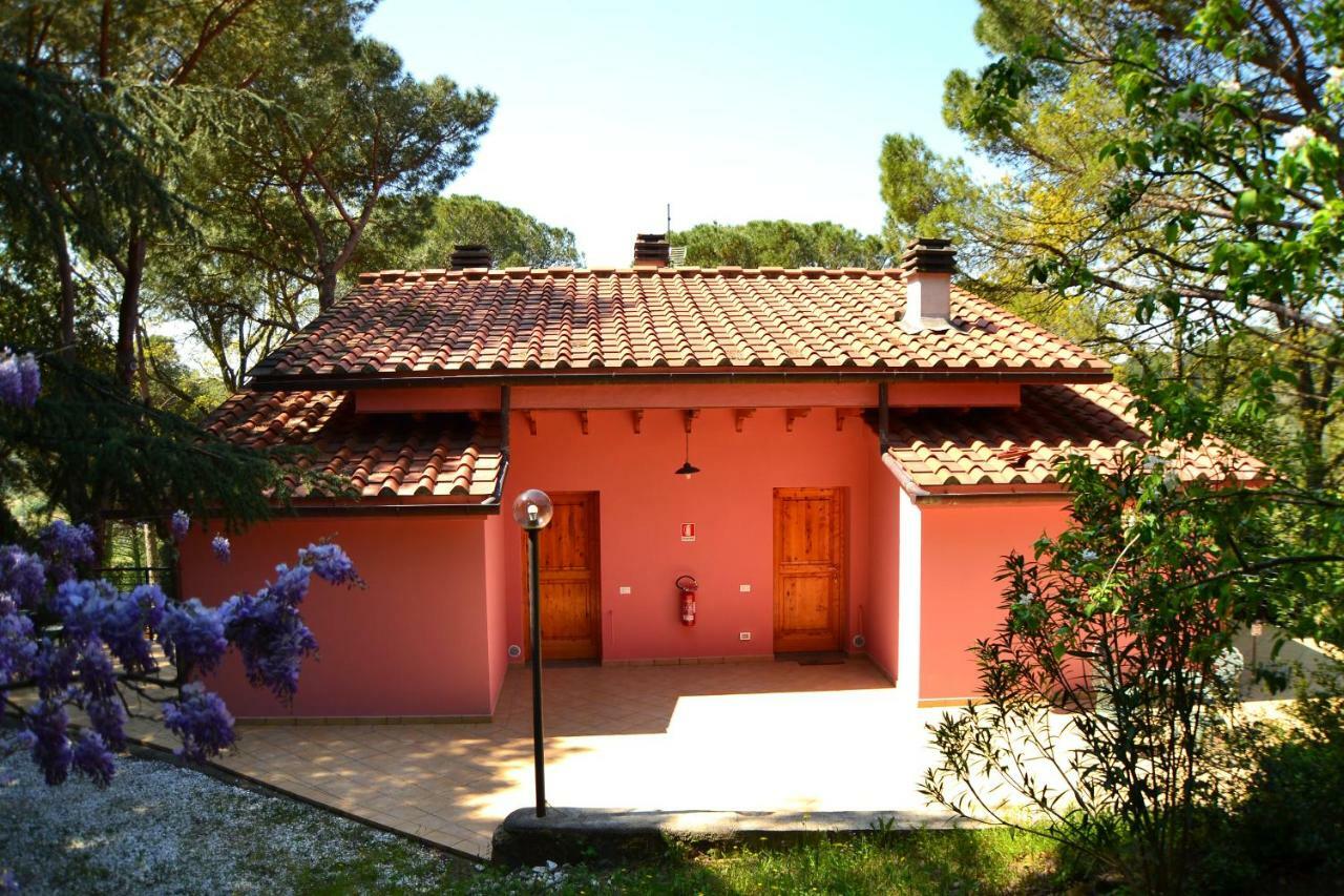 Agriturismo Poggio Al Pino Montelupo Fiorentino Eksteriør bilde
